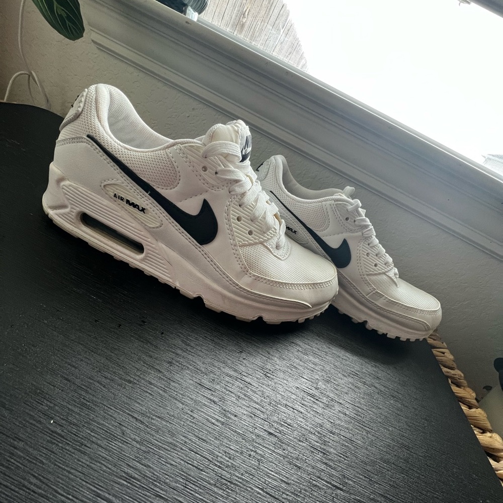 Nike White and Black Air Max Sneakers